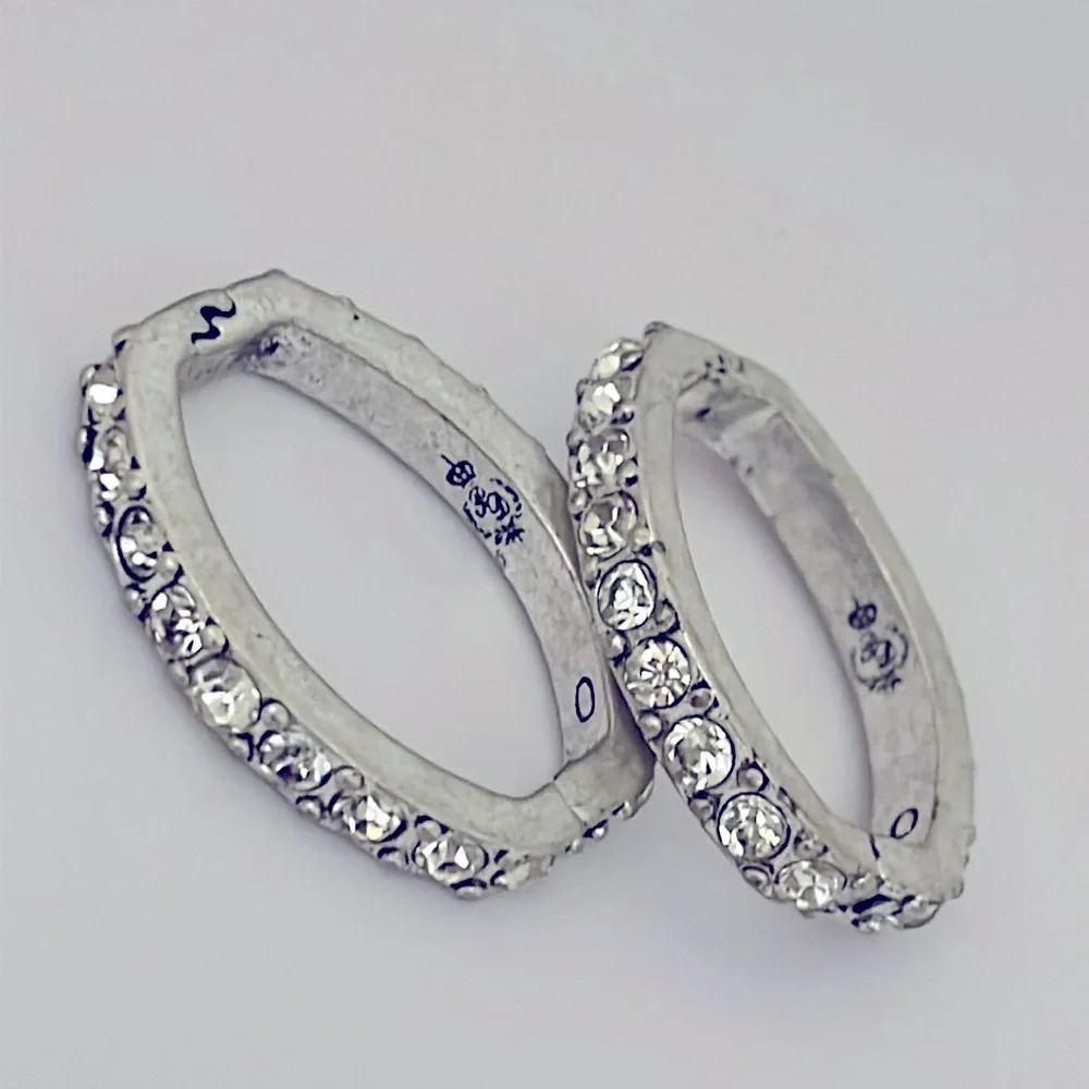Premier Designs Scarf clips